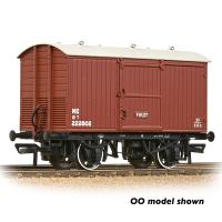 377-987 LNER 12T Fruit Van Planked Ends LNER Bauxite