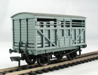 10 ton cattle wagon in LMS grey livery