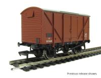 12 Ton BR Plywood Ventilated Van Bauxite (Early)