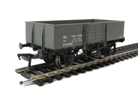 13 ton high sided steel open wagon 278785 in LNER grey