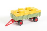 3884117 Trailer with Straw Bale Load