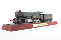 3904004 King Class 4-6-0 6014 King Henry VII in GWR Green - Static Model on Plinth
