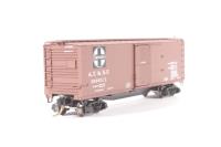 39060 40' wood vertical brake wheel boxcar of the Santa Fe - red 38693