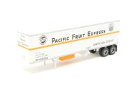 40246-03 40' corrugated box trailer 'Pacific Fruit Express' 40246-03 40' corrugated box trailer 'Pacific Fruit Express'