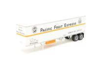 40246-06 40' corrugated box trailer 'Pacific Fruit Express' 40246-06 40' corrugated box trailer 'Pacific Fruit Express'