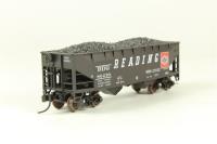 40824 2 Bay Offset Side hopper Car - Reading #86239