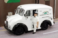 43-017 Divco Delivery Truck, Early Dawn Co-Operative Dairy