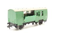 4316 Horse box with horse in BR Green