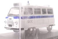 43JM004 Morris J2 LCC Ambulance