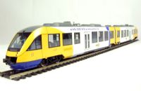 4423 LINT 41 Articulated Raicar in Syntus livery