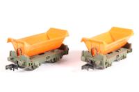 4480 Pack of 2 x Self-Unloading Tipper Wagons of the DB