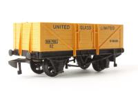 4660 5-Plank Open Wagon in yellow - United Glass Limited, St Helens - 82