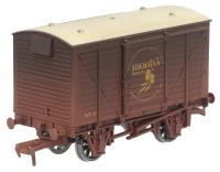 12-ton ventilated van in Monty's Brewery bauxite - No.1 - weathered