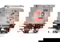 4F-011-131 Ventilated Van OXO No. 1 Weathered 4F-011-131 Ventilated Van OXO No. 1 Weathered