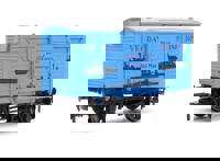 4F-011-150 Ventilated Van VE Day 80th Anniversary Navy 4F-011-150 Ventilated Van VE Day 80th Anniversary Navy