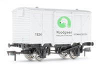 4F-011-188 Ventilated Van Woodgreen Animal Charity