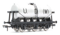 4F-031-141 6 Wheel Milk Tanker U.D.W