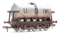 4F-031-142 6 Wheel Milk Tanker U.D.W - Weathered