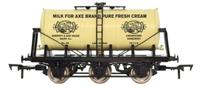 4F-031-148 6 Wheel Milk Tanker Axe Brand Cream - Weathered