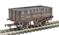 4F-052-014 5-plank open wagon with 9ft wheelbase "A Bramley, Oxford" - 6 - weathered