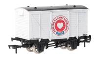 4F-KORM-26 Keep on Railway Modelling by Rails of Sheffield White Vent Van