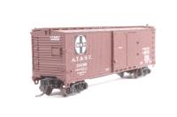 50001494 40' double wood sheath boxcar of the Santa Fe - brown 39600