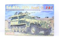 6224 Sd.Kfz. 251/1 Ausf. C (3 in 1: 251/1 sMG, 251/7, 251/10)