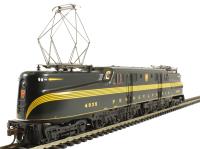 GG1 4935 of the Pennsylvania Railroad in Brunswick green - DCC sound fitted