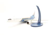 7021 Civil Airliner Boeing 787-9Gäó DreamlinerGäó - plastic kit