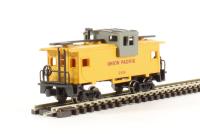 70751 Extended Vision 36' caboose of the Union Pacific - yelow, black and grey 206