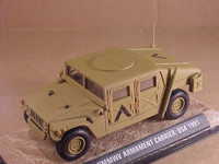 7123-124 M 1025 HMMWV Armament Carrier, US Army Kuwait 1991 (1:43)