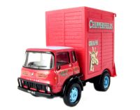 76CH005 Bedford TK Giraffe truck in "Chipperfields Circus" livery