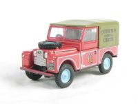 76CH028 Land Rover Series 1 88" with canvas top in "Chipperfield Circus" livery