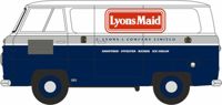 76FDE009 Ford 400E Van Lyons Maid