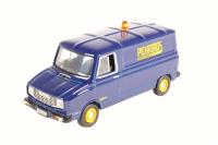 76SHP004 Leyland Sherpa Van - Pickfords