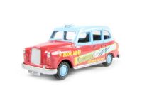 76CH023 FX4 Taxi in advance publicity "Chipperfields Circus" livery