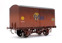 7F-016-009W Banana Van Fyffes Bauxite Large Logo B570027 - Weathered
