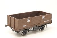 7F-051-033 5-plank open wagon in SR brown - 9520