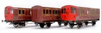 7P-020-CLUB2 Set of 3 Stroudley 4 Wheel Suburban Oil Lit Mahogany Passenger Coaches (Light Bars Fitted)