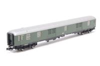 8640 UIC-X express baggage coach of the DB - green with silver roof