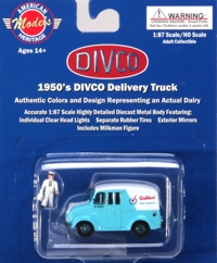 87-001 Divco Delivery Truck with Milkman and Carrier, Gallikers