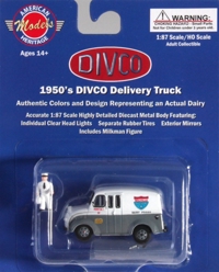 87-006 Divco Delivery Truck with Milkman and Carrier, Melville Dairy