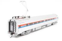920-14820 85' Budd Metroliner Parlor Coach #884 in Amtrak Phase I livery with DCC Sound