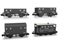 SECR freight train pack with SECR brake van and three SECR wagons in SECR livery