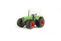 9604023 Fendt Favorit L.Tyre tractor in green