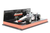 974310 McLaren MP4/12 1997 10 David Coulthard