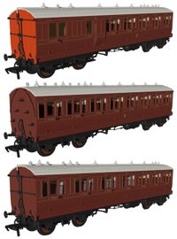 978201 Evolution' 48' LBSC Mahogany Non-Corridor Carriage Triple Pack