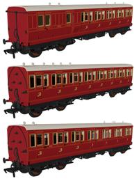 978914 Evolution' 48' SECR ‘Evolution’ Non-Corridor Carriage No.1064, 883 & 1011 Triple Pack