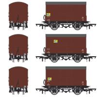 10 ton Diag. 1478 Banana Vans in BR bauxite (1948 to 1961 condition) - pack of 3