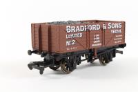 7-Plank Open Wagon 'Bradford & Sons Ltd. Yeovil' No. 2 in Brown Special Edition (Uncertificated)